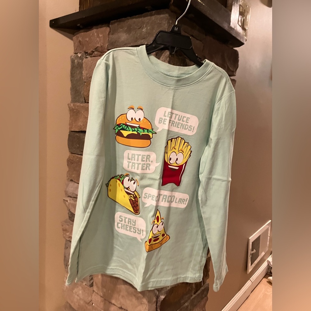Cat & Jack long sleeved t-shirt